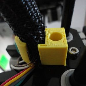 Replicator Ekstruder Ledningsaflastning Opgradering