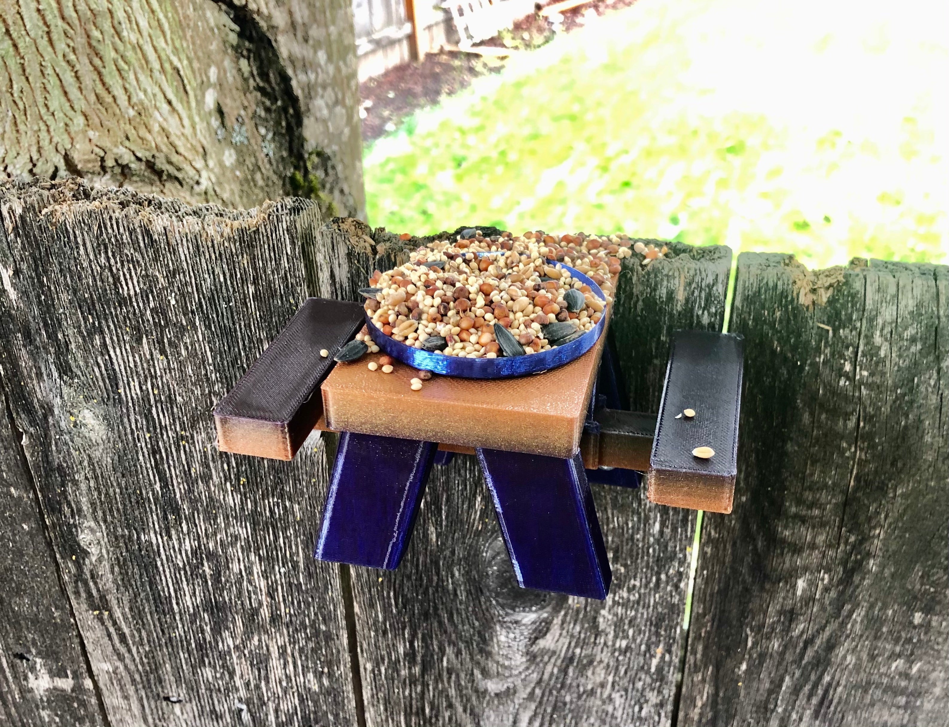 Egern Foderbænk i Picnicstil – Til Hegnsmontering