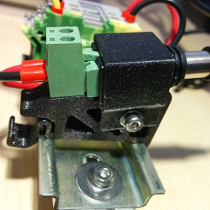 DIN-skinnebeslag til Barrel Jack-adapter