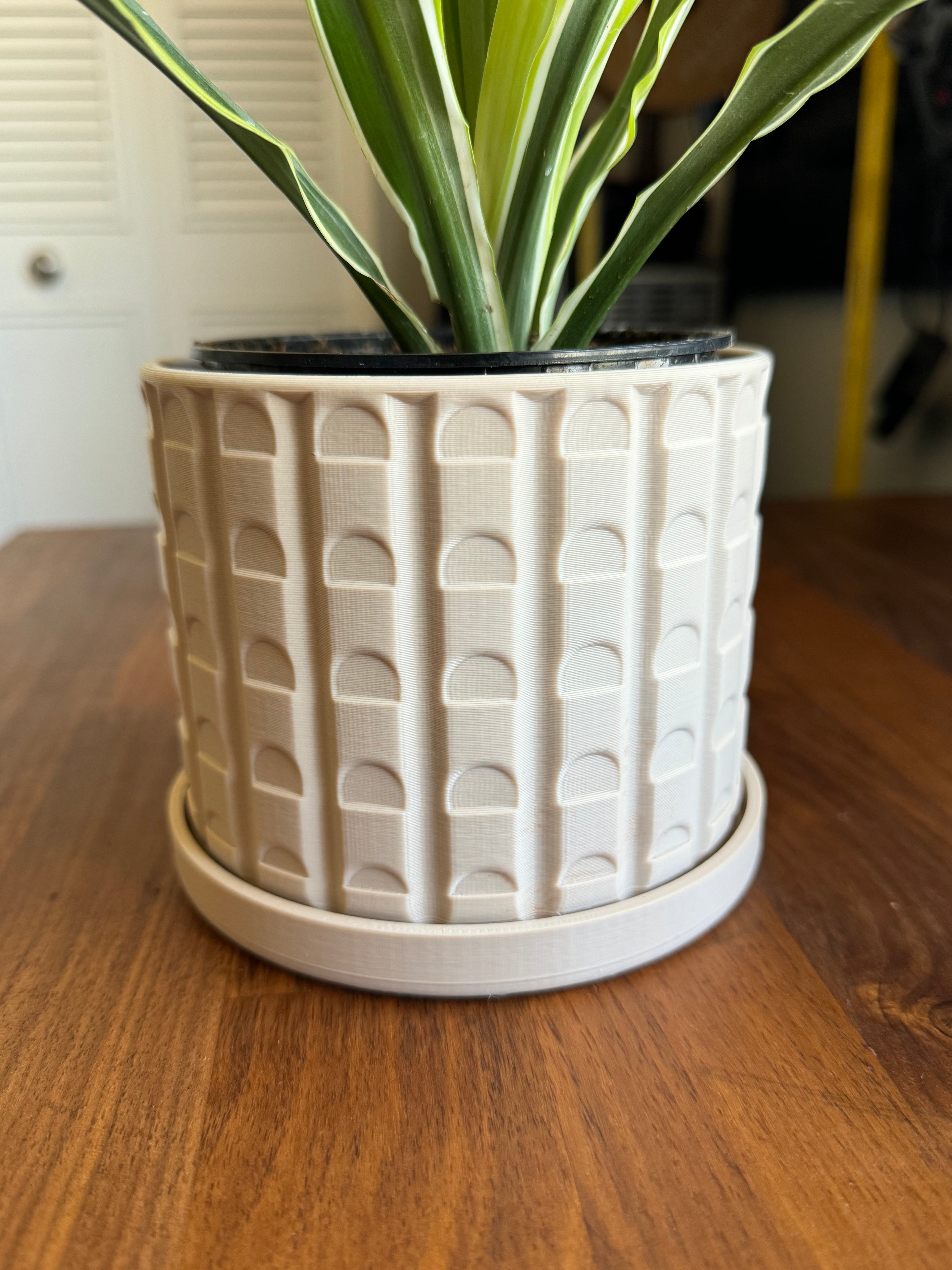 Mid Century Modern Plantepotte med drypbakke