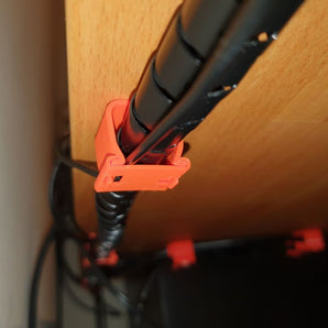 Kabelstyringsklemme til Skrivebord