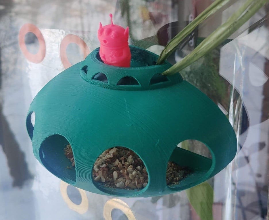 Vindues Fuglefoder - Alien Design