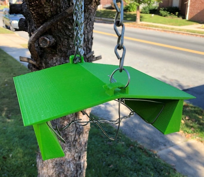 Egernsikker Suet Holder / Fuglefoderhus