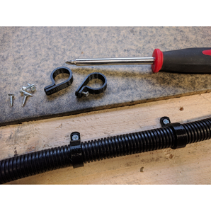 P-clip kabelholder til 20mm installationsrør