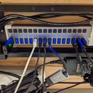 i-Tec Opladnings USB-hub Væg / Bordmontering