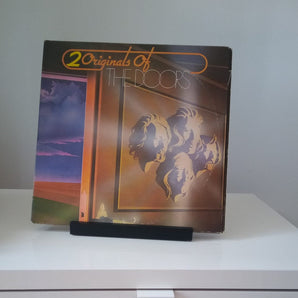 Minimalistisk Vinylpladestativ – Perfekt til Dine LP'er