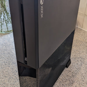 Vertikal Stand til Xbox One