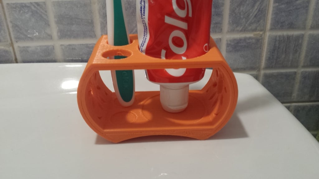 Badeværelsesaccessorie: Tandbørste- og Tandpasta Holder