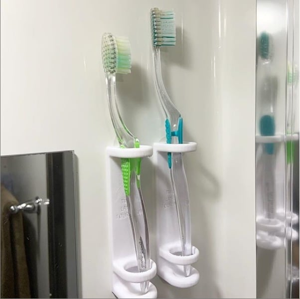 Enkel installation tandbørsteholder