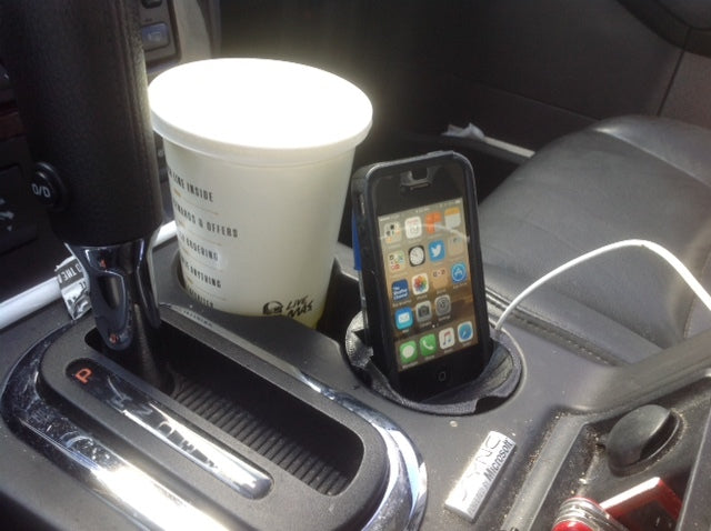 Cup Holder Insert Phone Stand til Ford Explorer 2008 og iPhone 4s