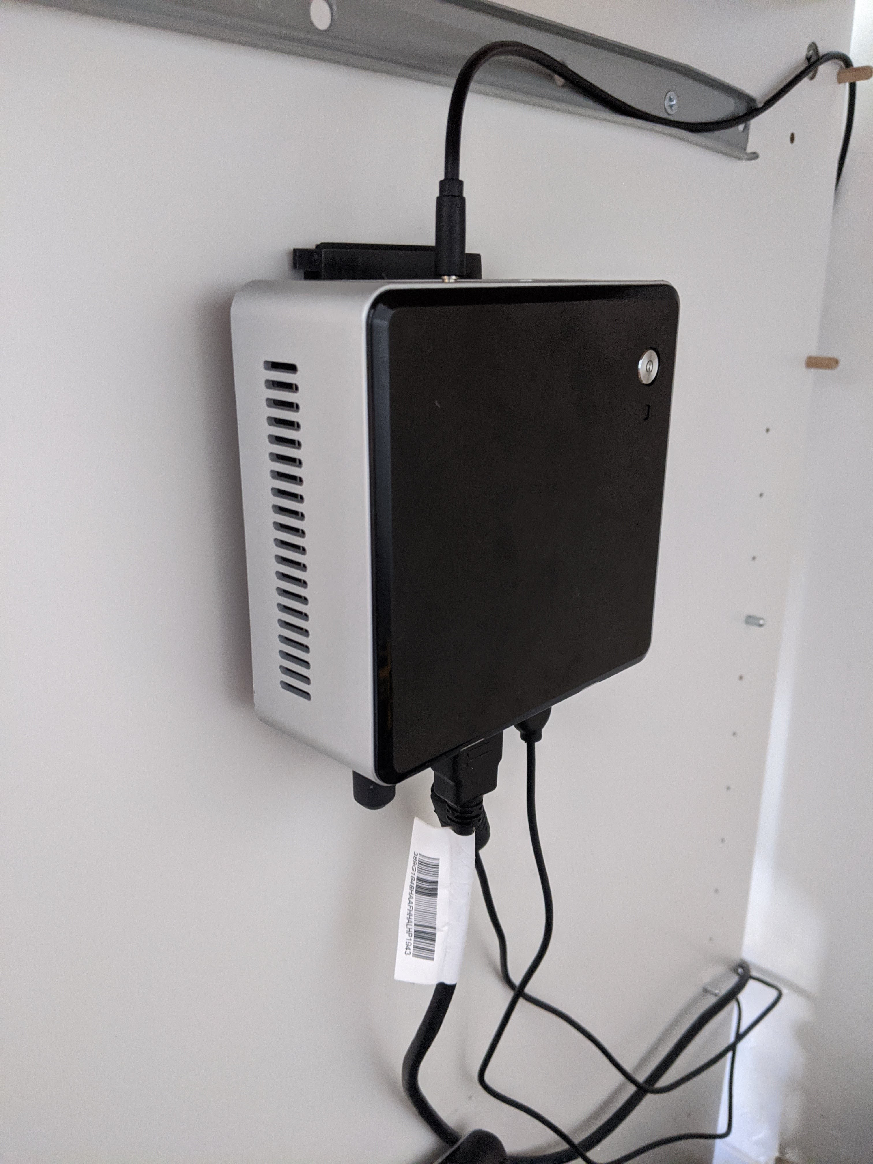 Vægbeslag til Intel NUC