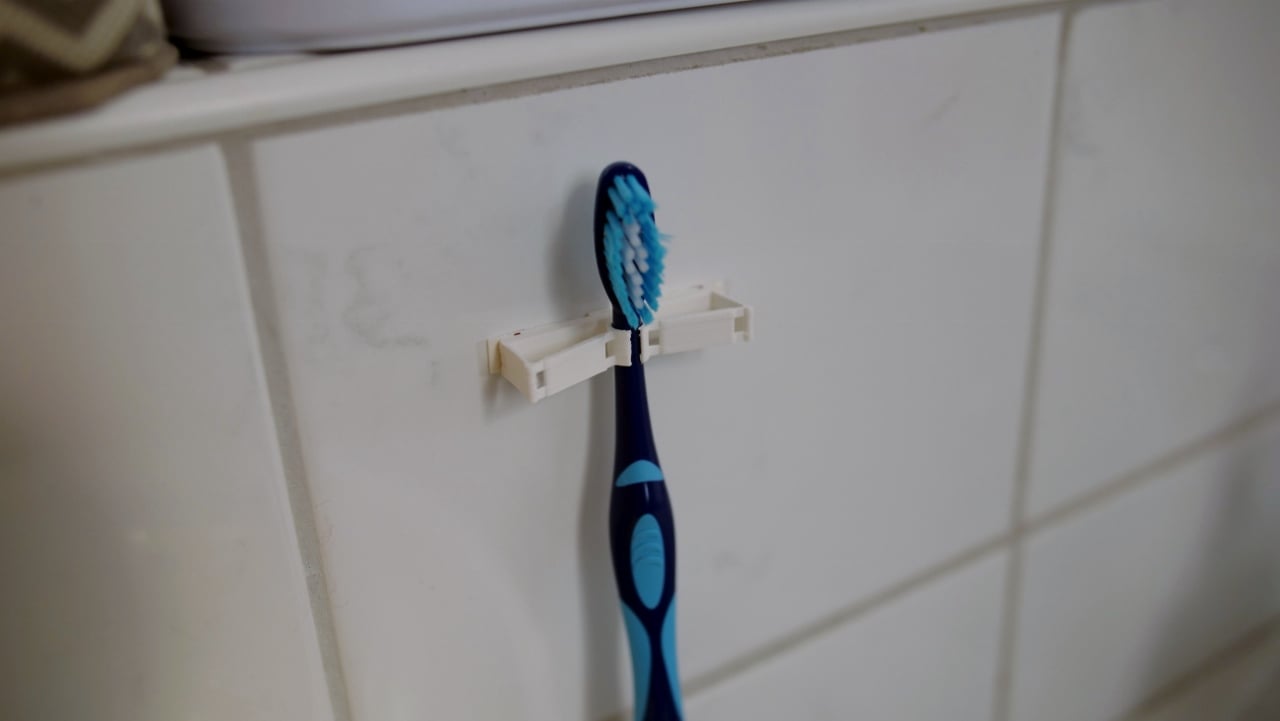 Kompatibel Tandbørsteholder med Fleksibel Mekanisme