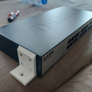 Væg-/loftbeslag til D-Link DES-1024D