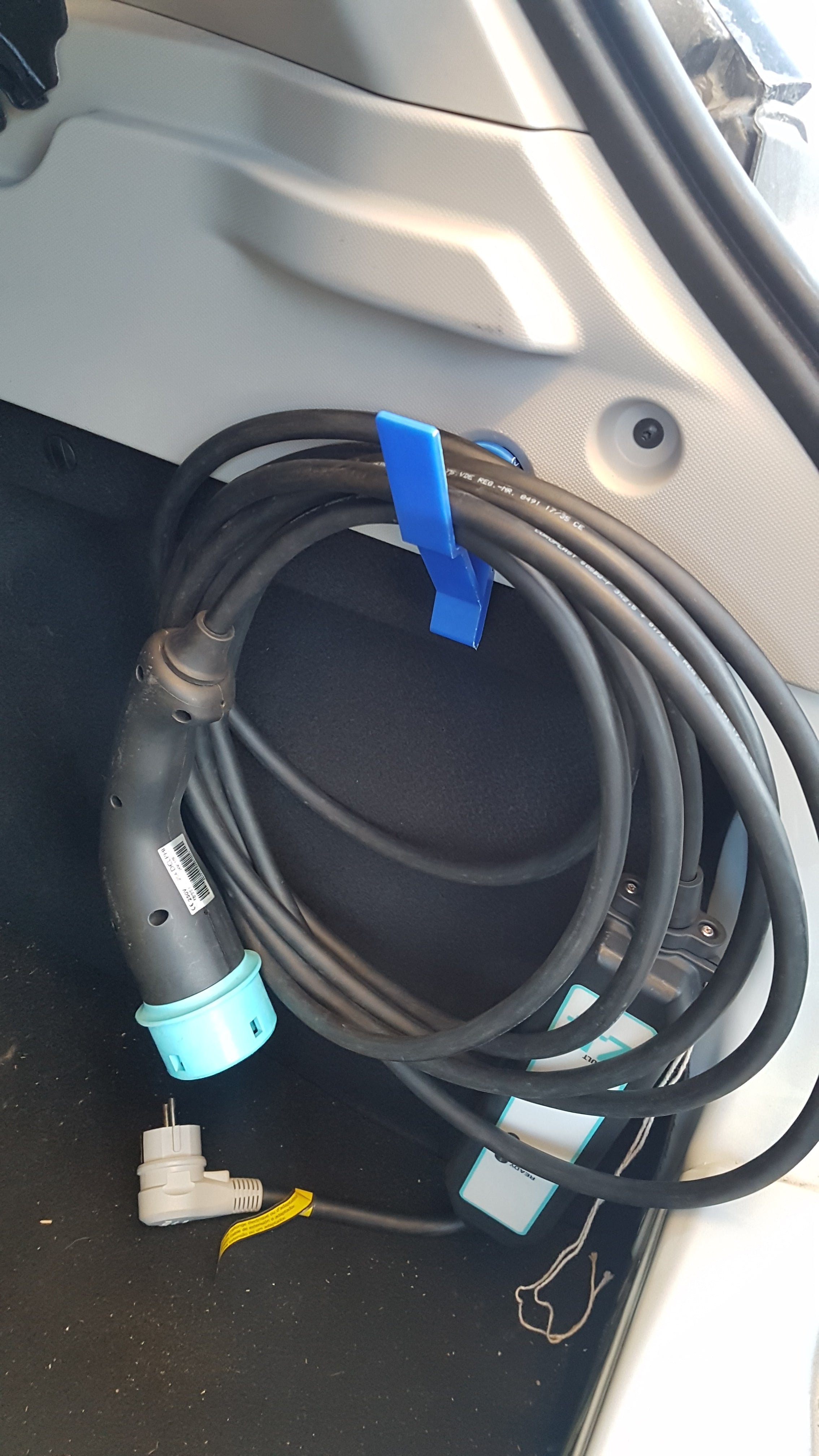 Renault Zoe Kabelholder