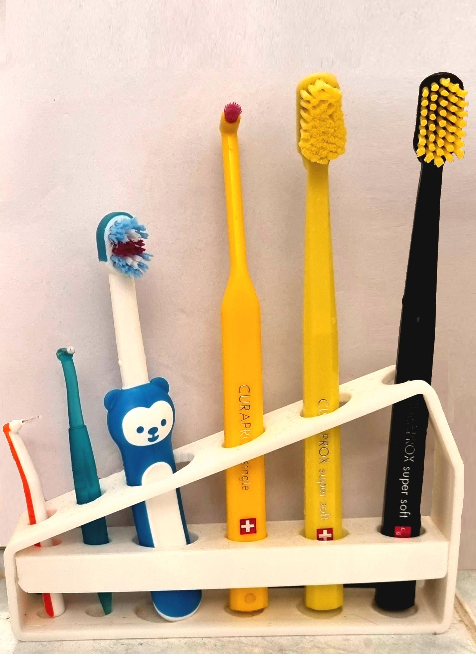 Toothbrush Holder til 3 Curaprox Børster og 1 Børnebørste
