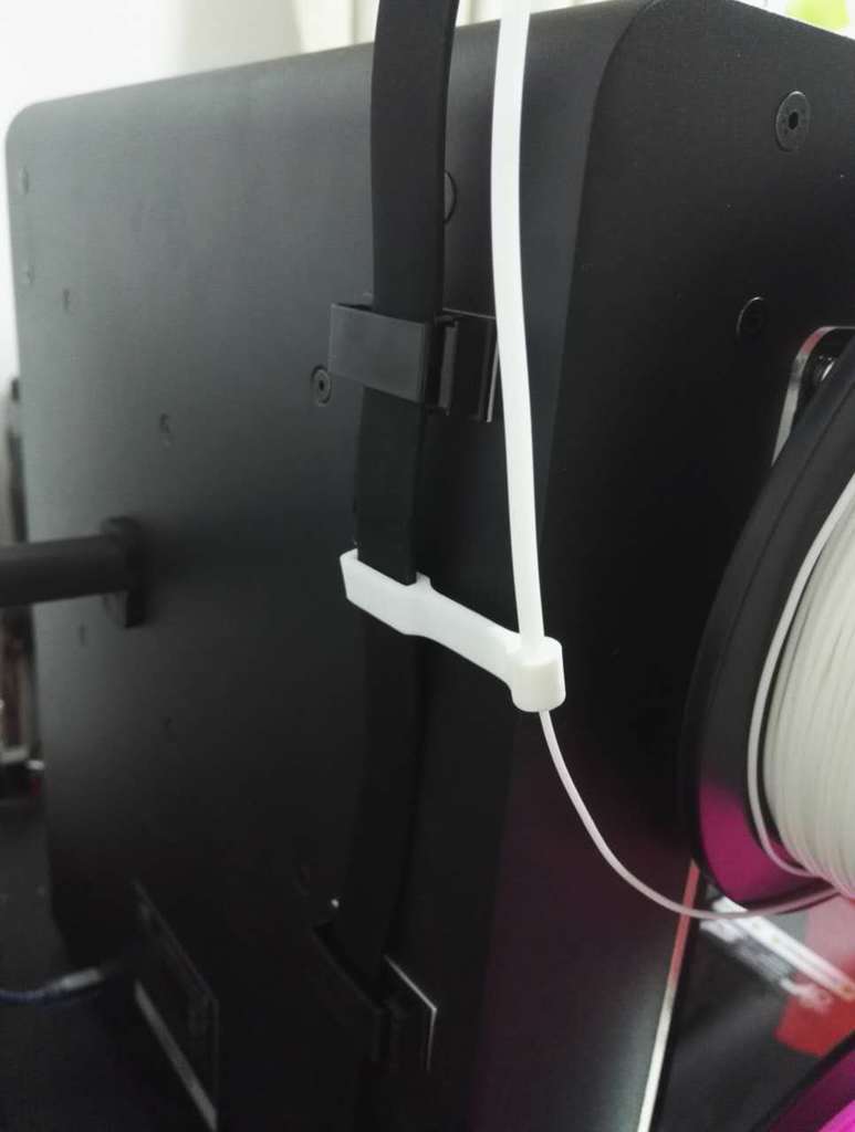 WANHAO DUPLICATOR 6 Holder til Filamentrør og Spoler 

Praktisk Kabelstyring