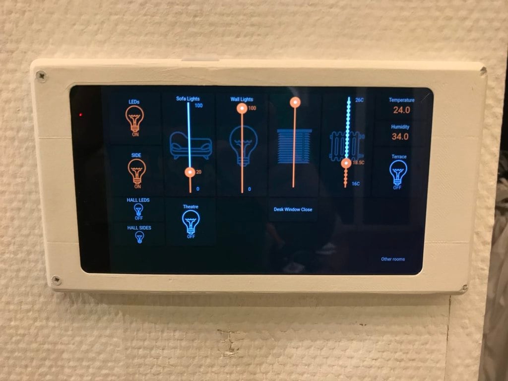 Vægbeslag til Lenovo Tab7 Essentials (TB-7304F) med plads til microUSB