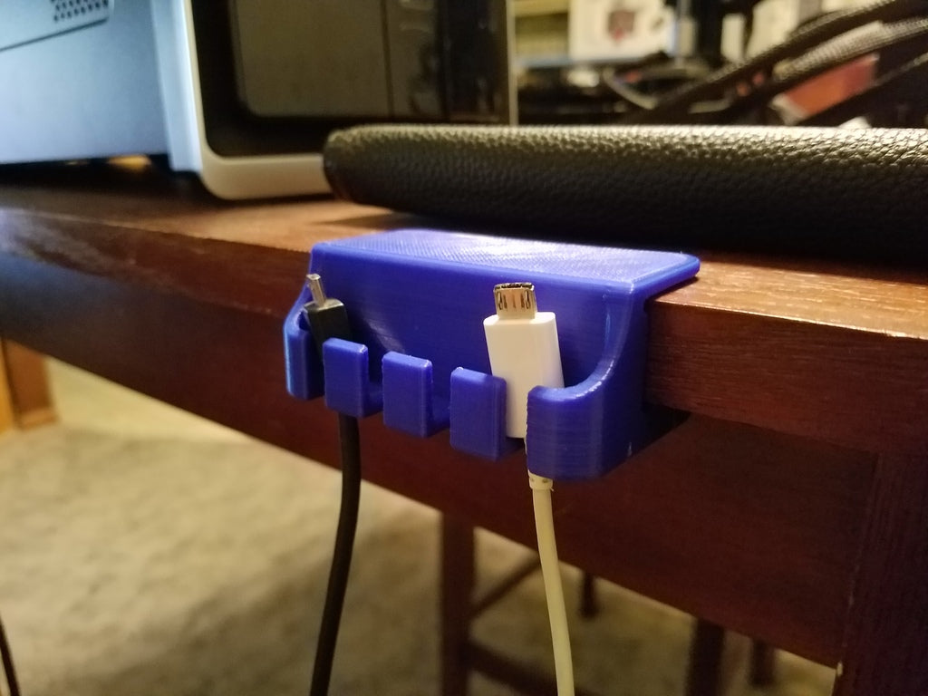 Praktisk USB Mikro Kabelholder til Skrivebord