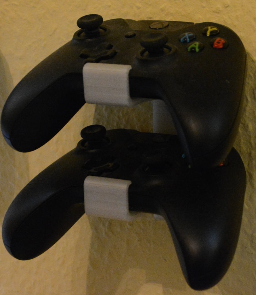 Vægmontering til 2 Xbox One Controllere