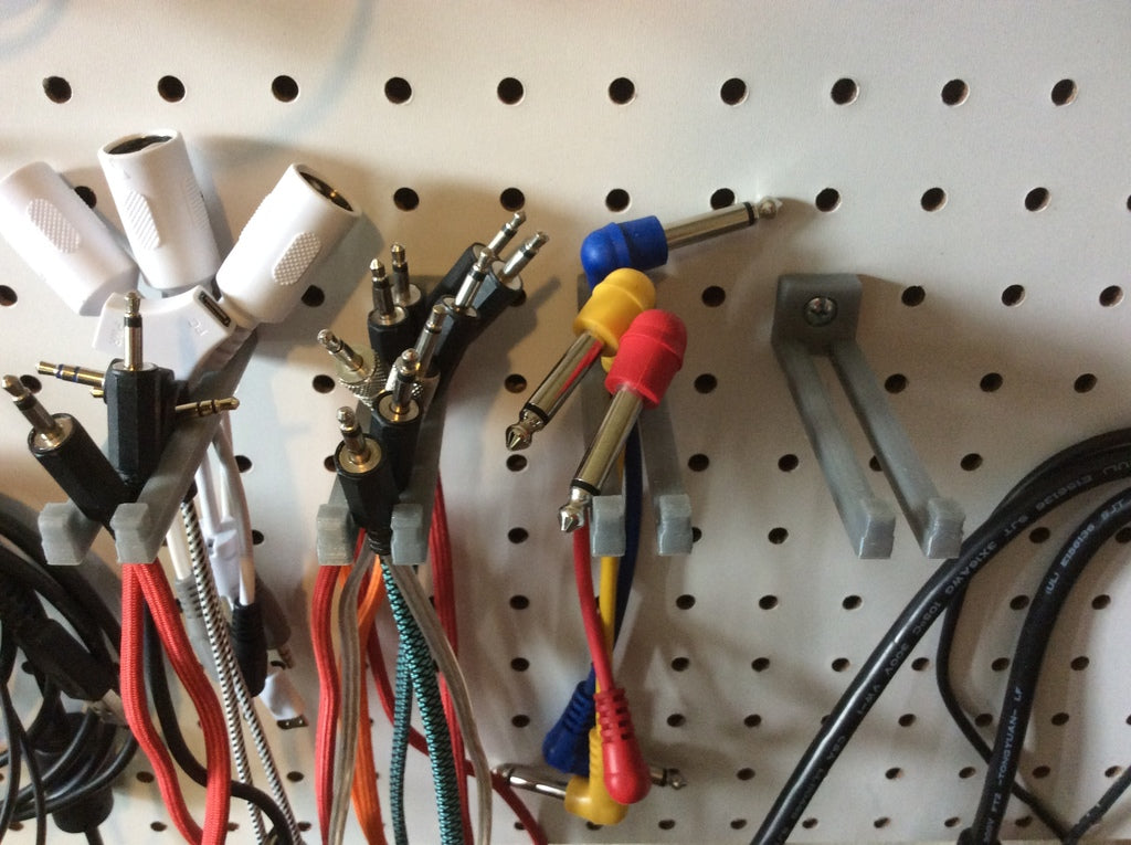 Pegboard Kabelholder til 3.5mm Lydkabler