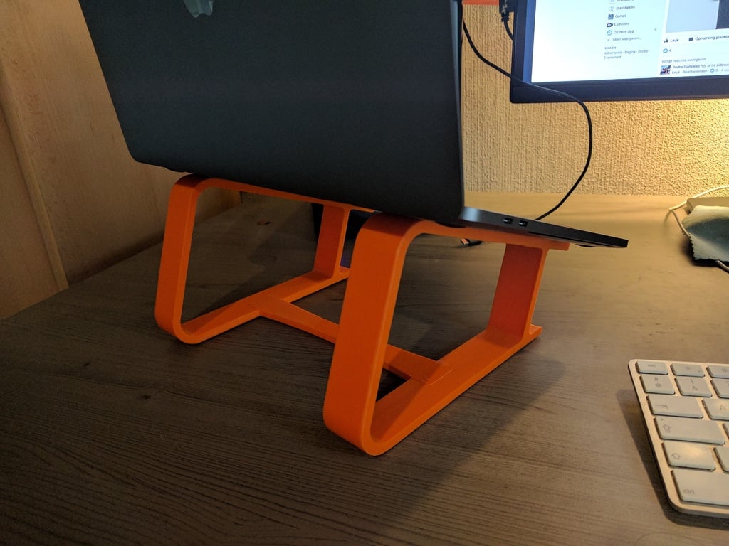 Elegant Dockingstation til MacBook Pro 13" og 15"