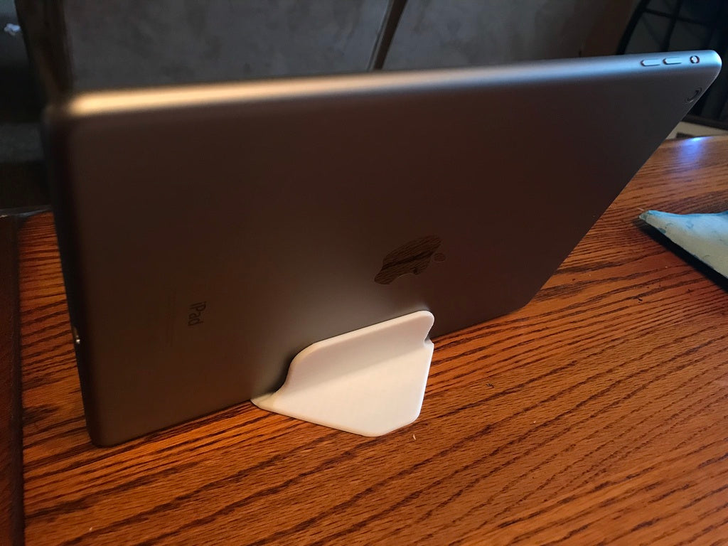 Robust iPhone og iPad Holder til Skrivebordet eller Natbordet