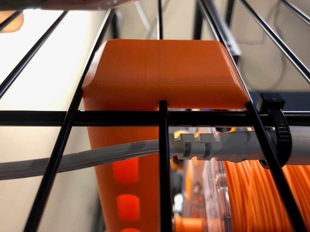 Hængende Spoleholder til Filler System på Wirehylder