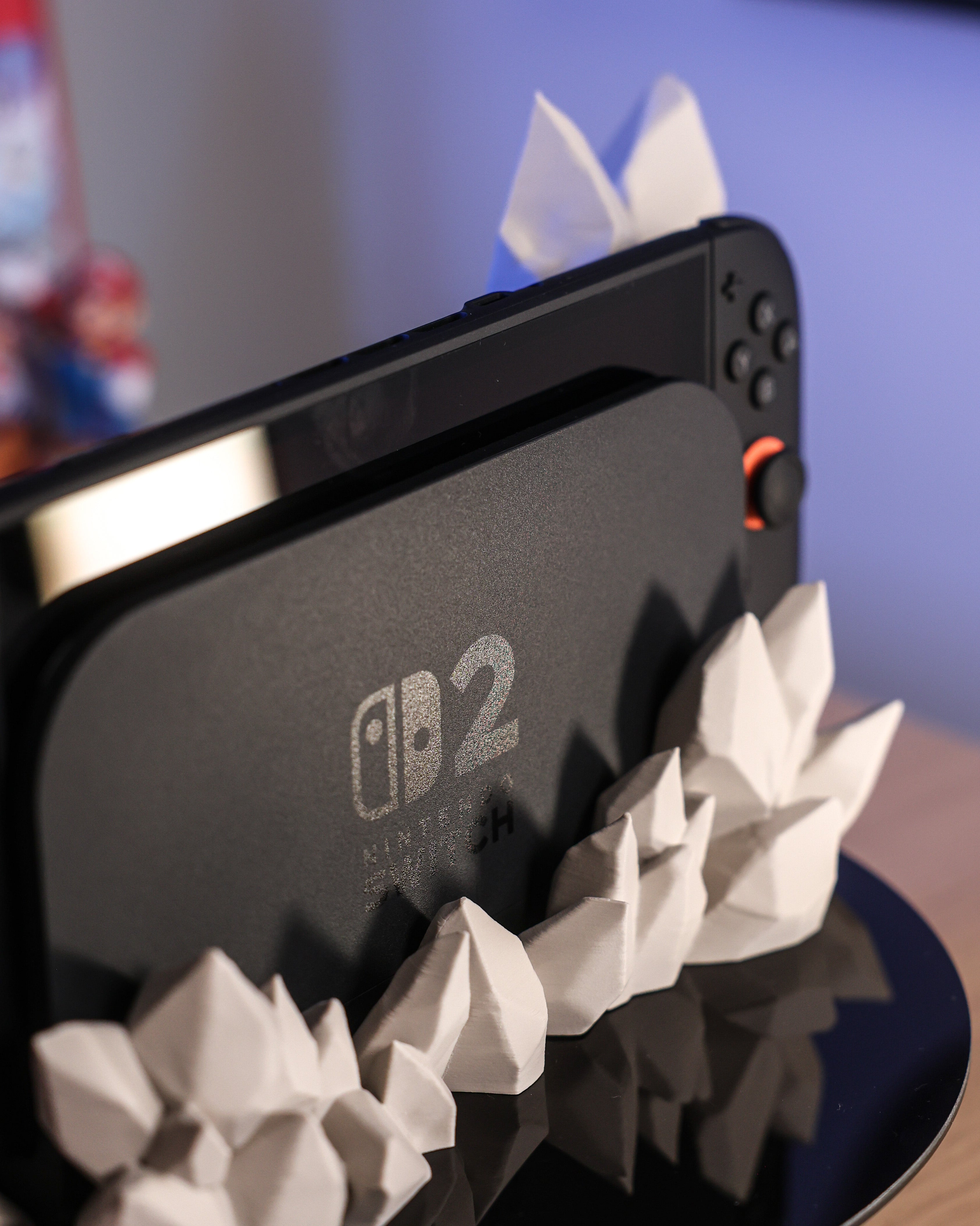 Elegant krystalholder til Nintendo Switch 2 dock