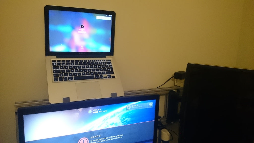 MacBook Pro T-SLOT Stand