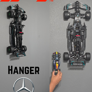 Vægophæng til LEGO Technic Mercedes-AMG F1 W14 E