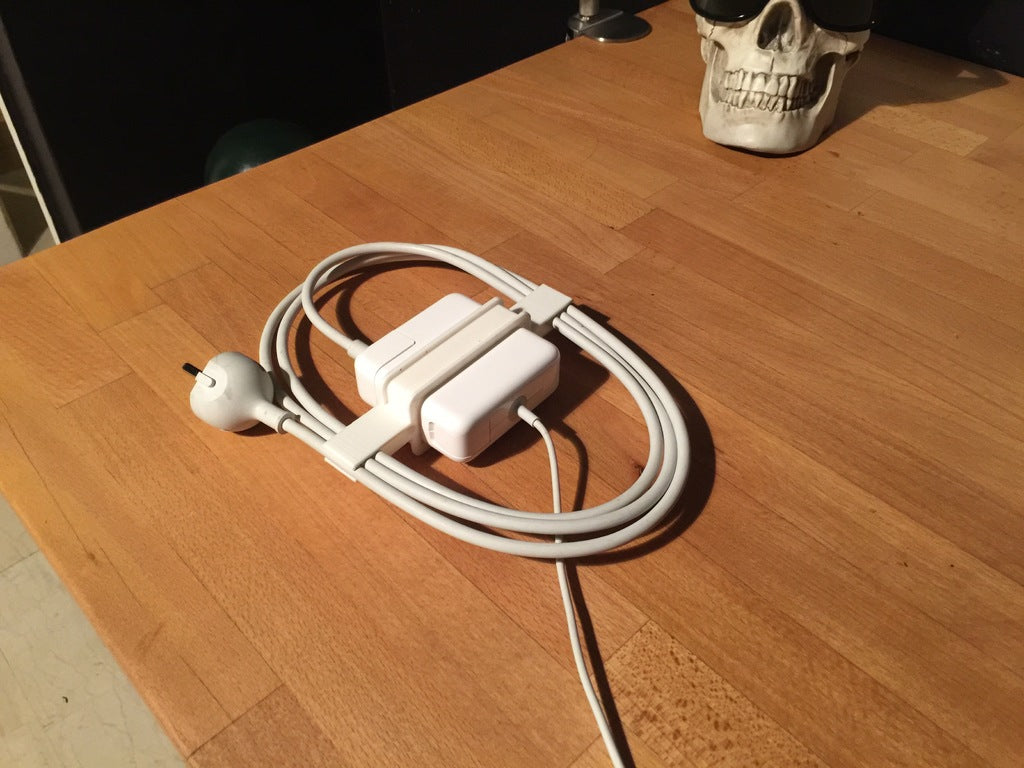 MacBook Pro Strømledning Klips og Bumper