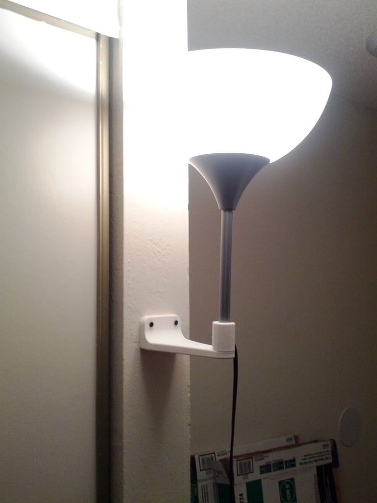 IKEA Not Vægbeslag – Forvandl din gulvlampe til en væglampe