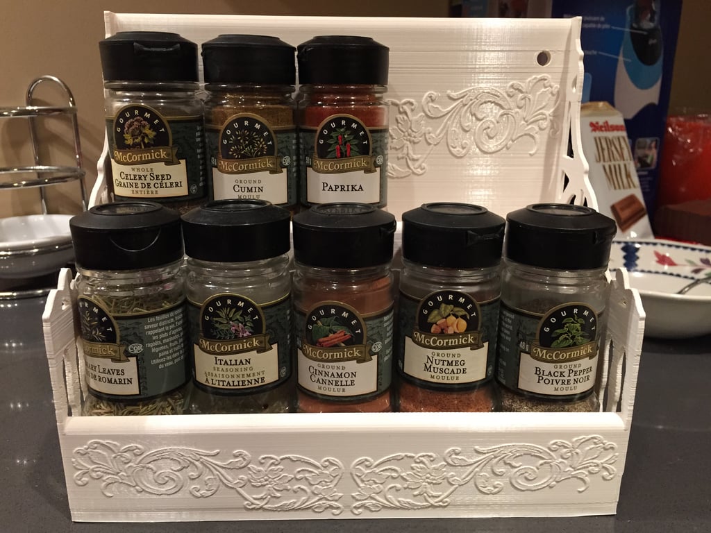 Krydderihylde til 10 McCormick Gourmet Flasker