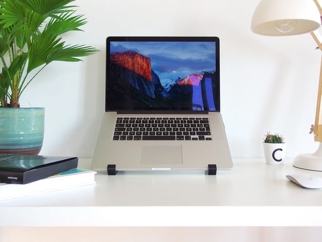 Geometrisk Stativ til MacBook Pro 2016