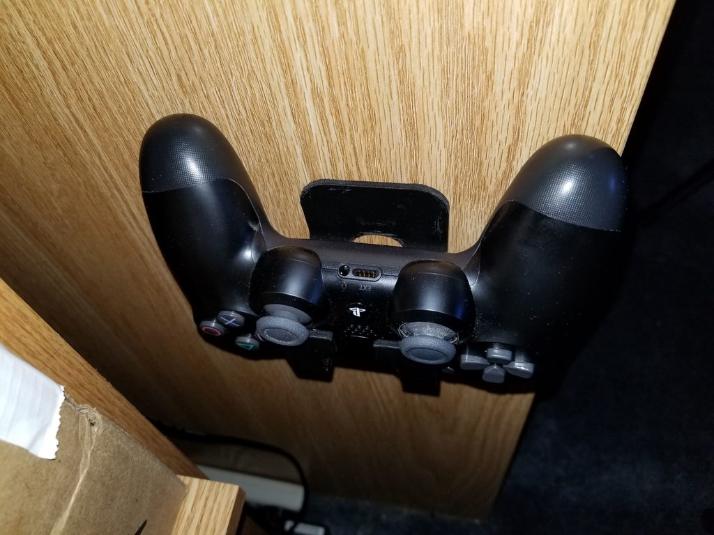 Sikker og Praktisk Vægholder til PS4 Controller