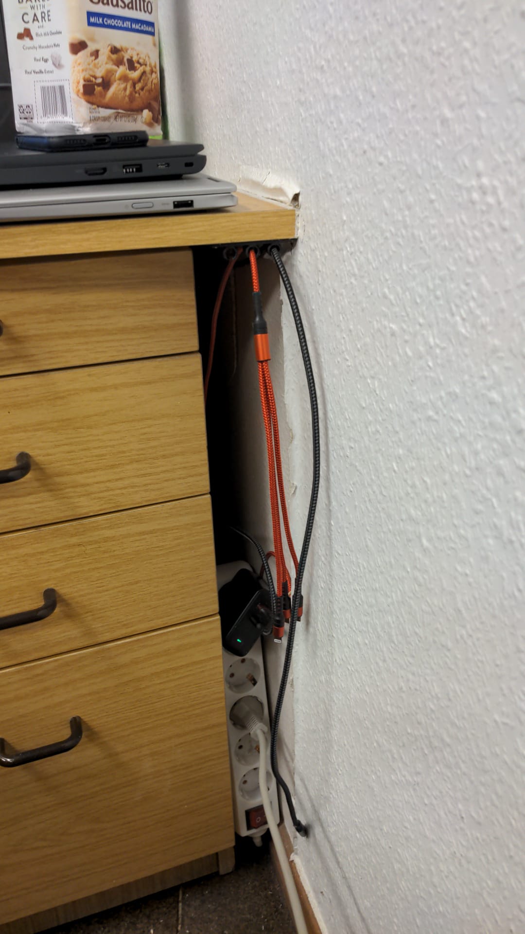 USB Kabelholder