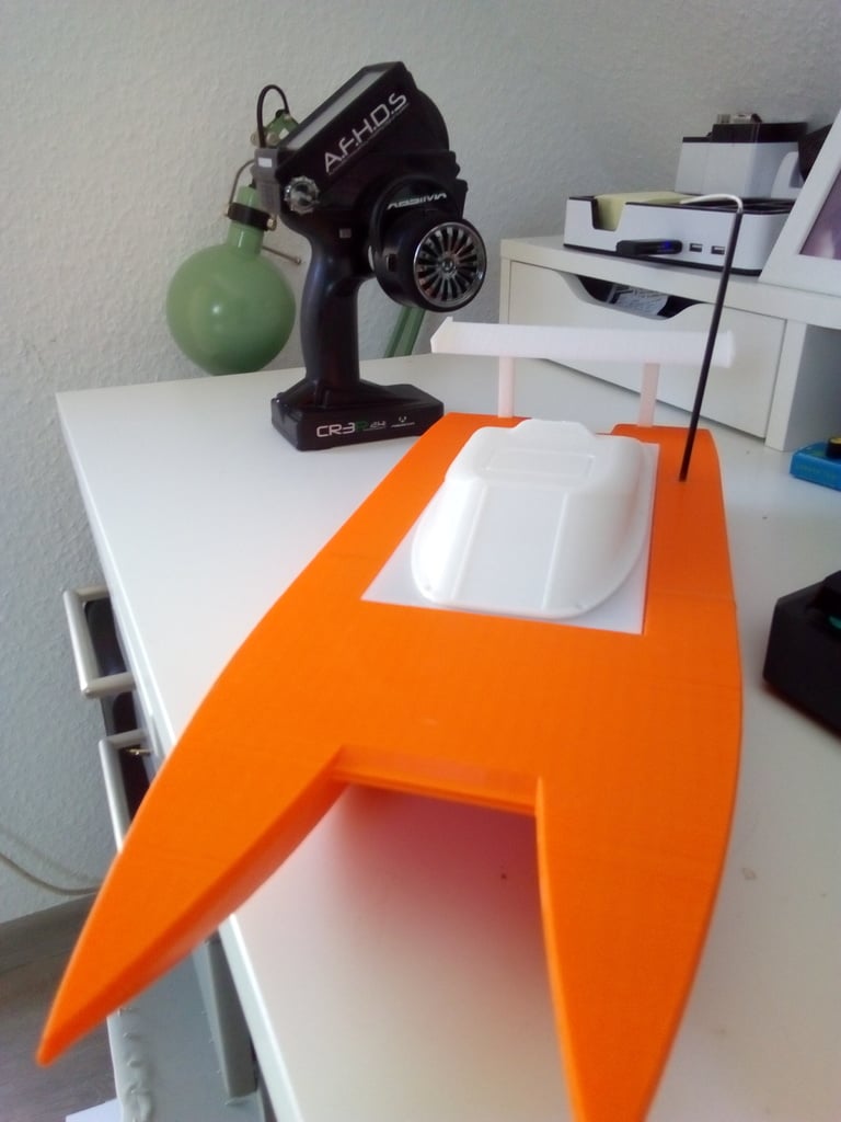 RC Jetbåd Remix – Modificerbart Skrog og Jetmotor Design