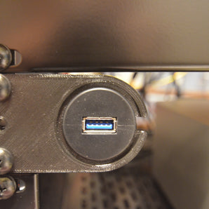 USB/DC Portbeslag til 19 Tommer Rack