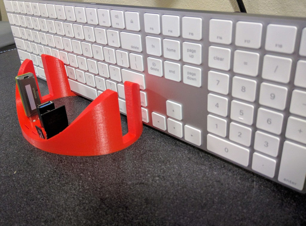 Macbook Pro 2017 15" Stand med Integreret Opbevaring