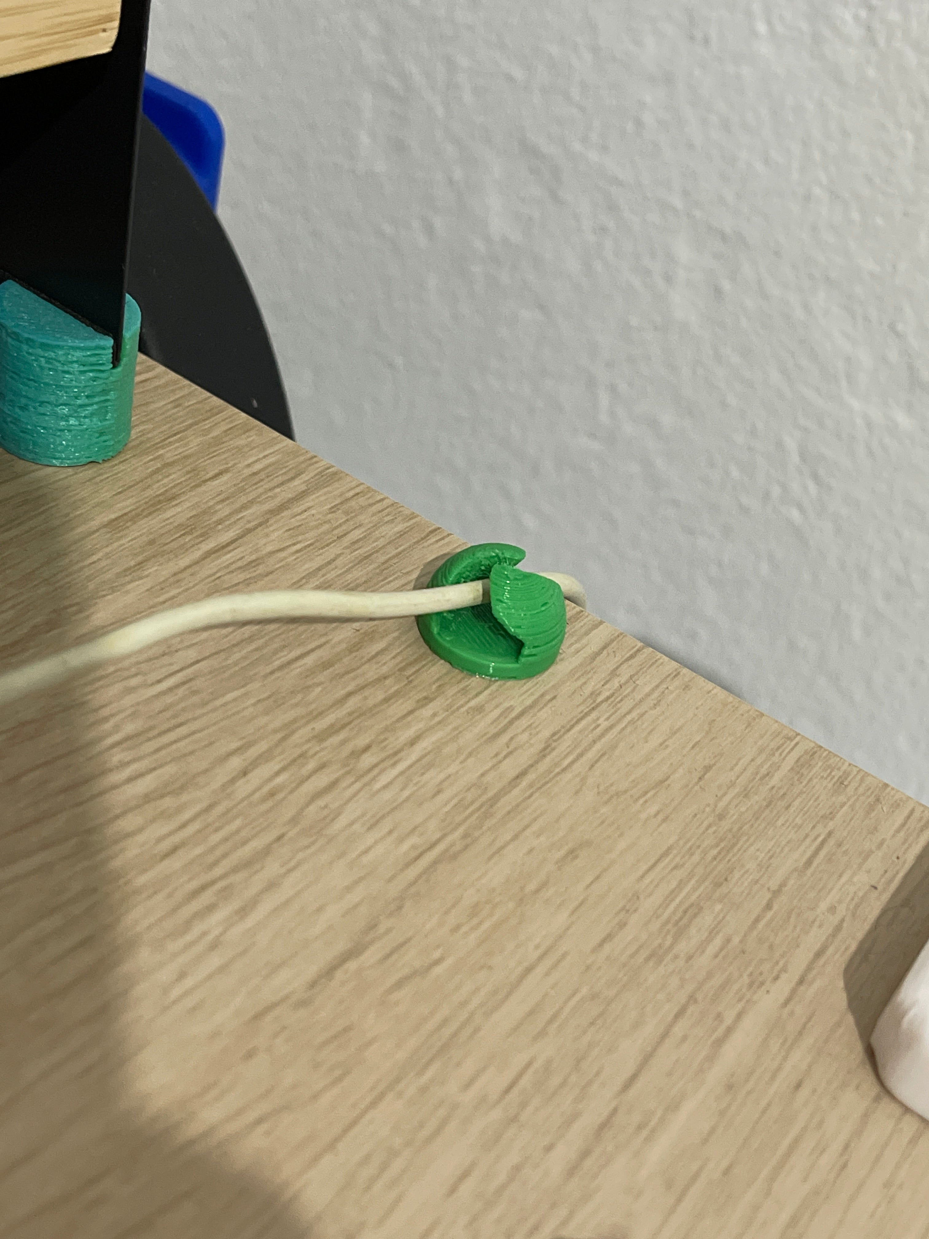 Kabelholder til Skrivebord