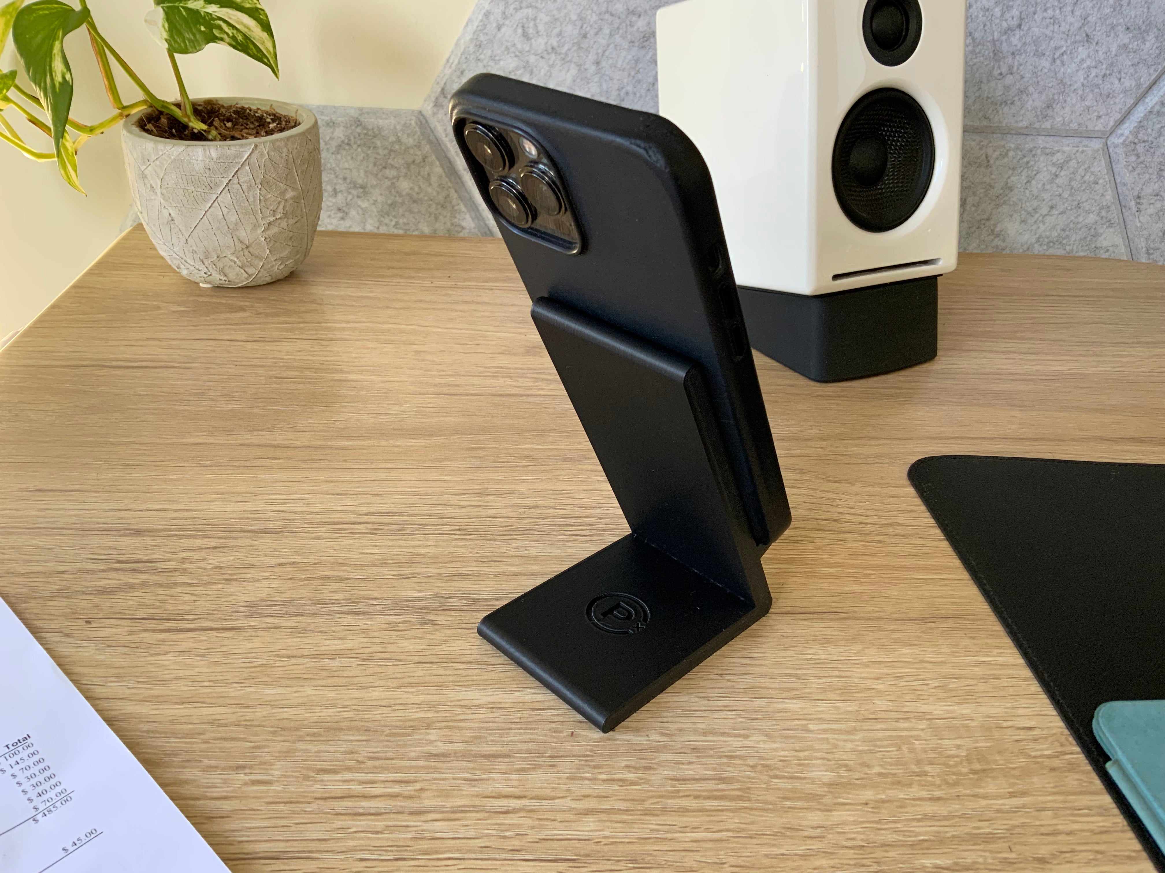 Enkel og Stabil iPhone/iPad Stand