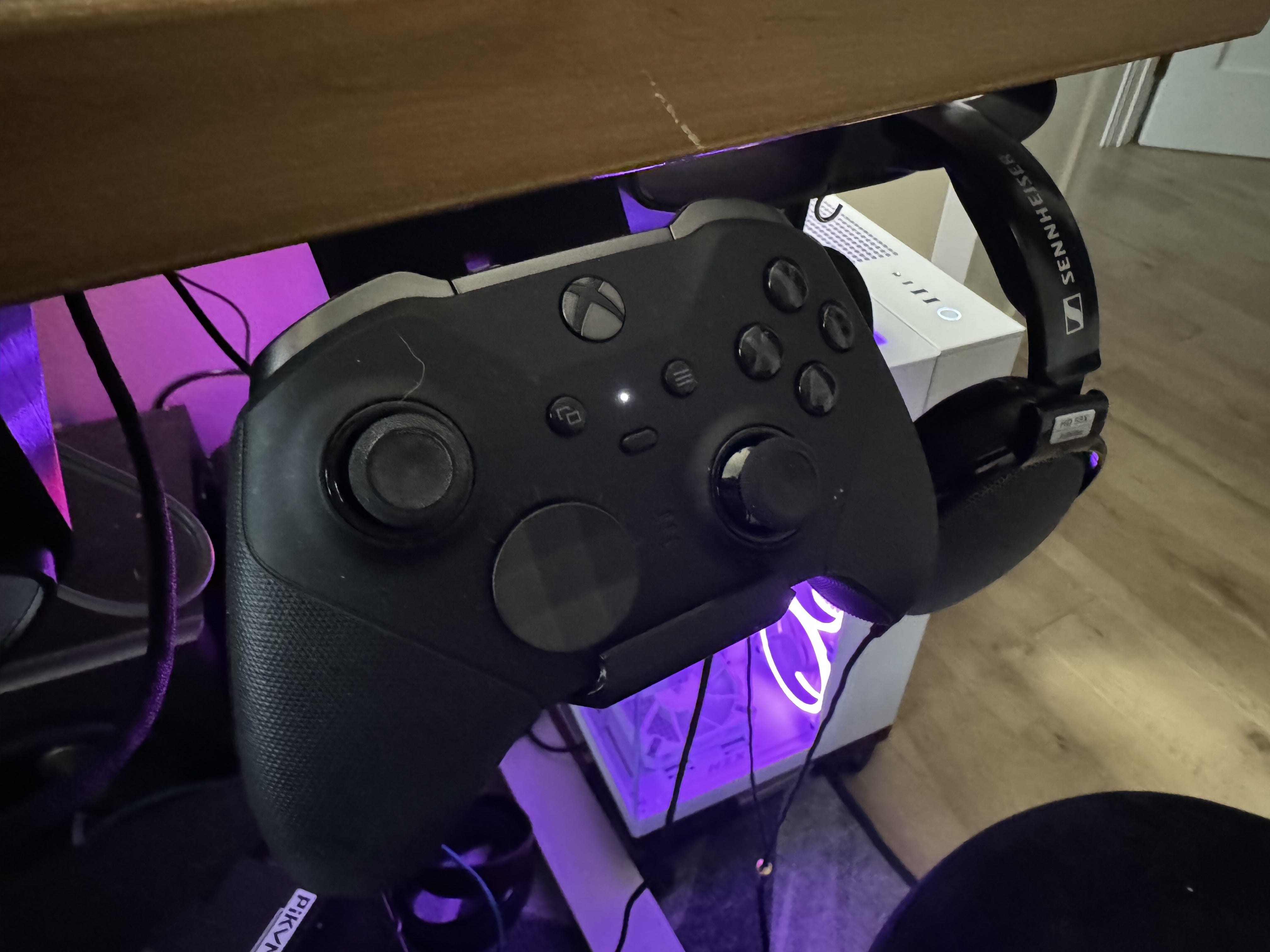 Xbox Elite Controller Ladeholder til Under Skrivebord