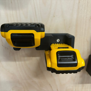Dewalt Akkuholder til 4 Batterier