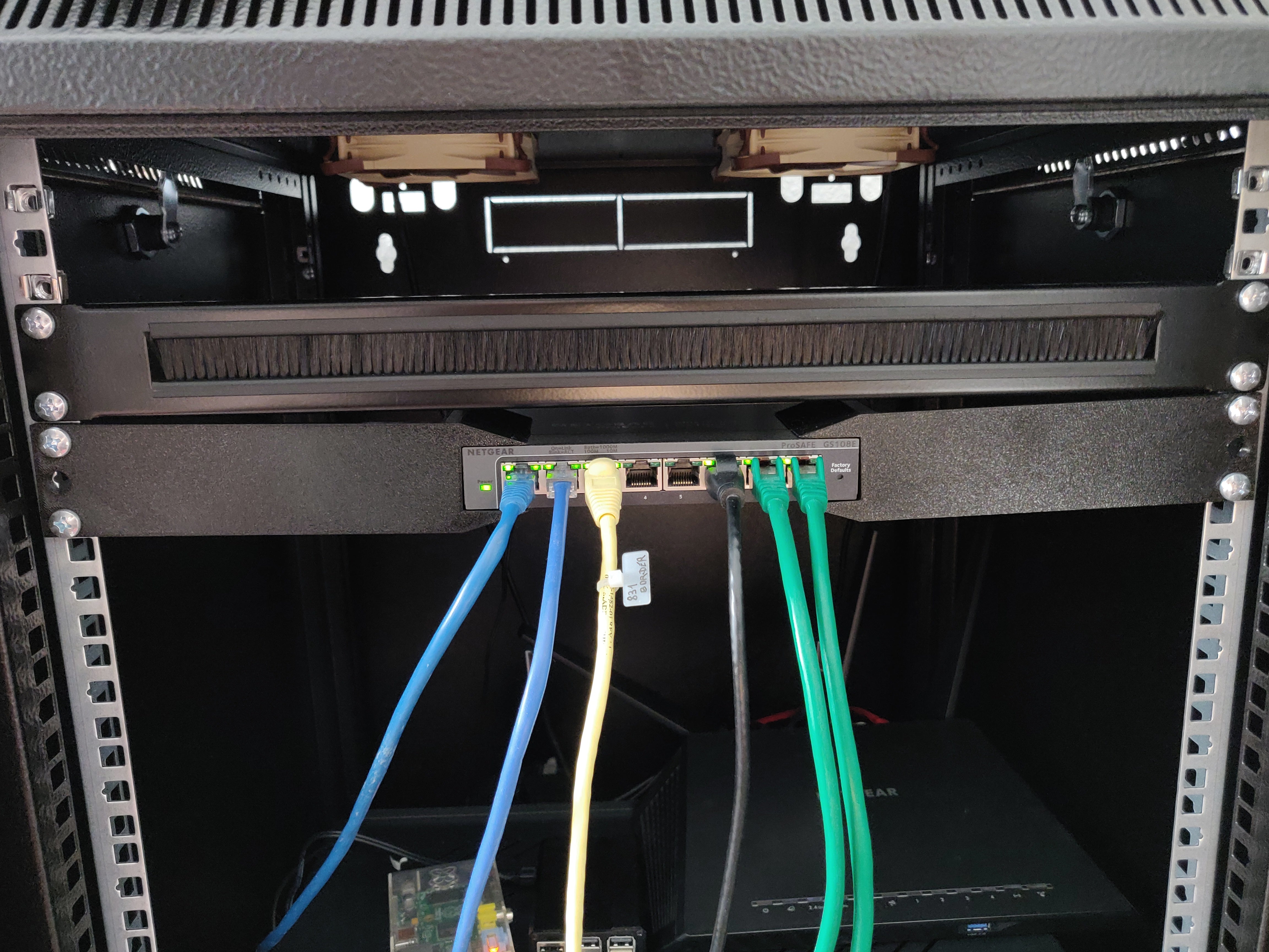 Netgear Switch GS108E Rack Mount