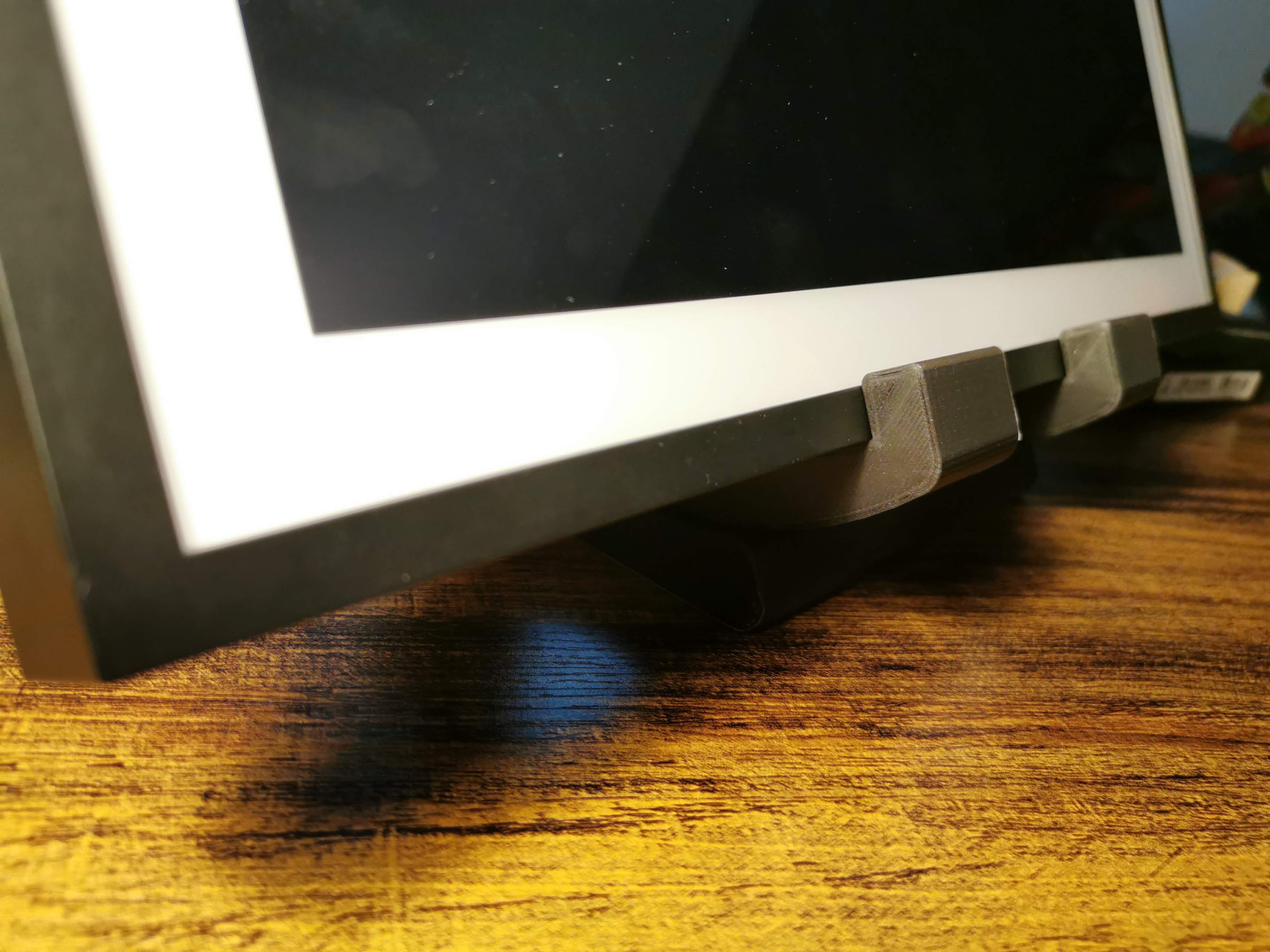 Justerbar Stander til Amazon Echo Show 15