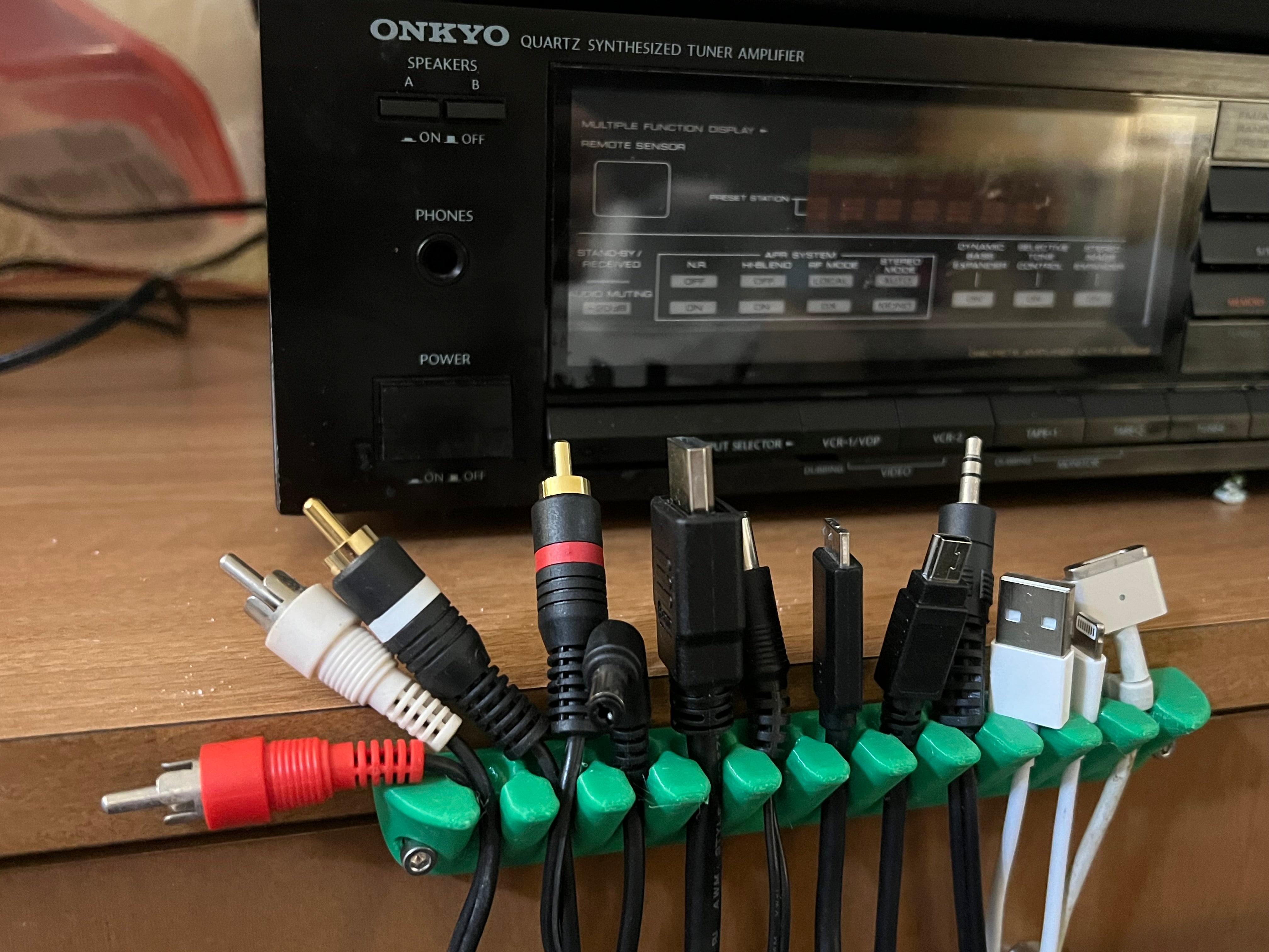 Rake Rack Kabel- og Ledningsholder