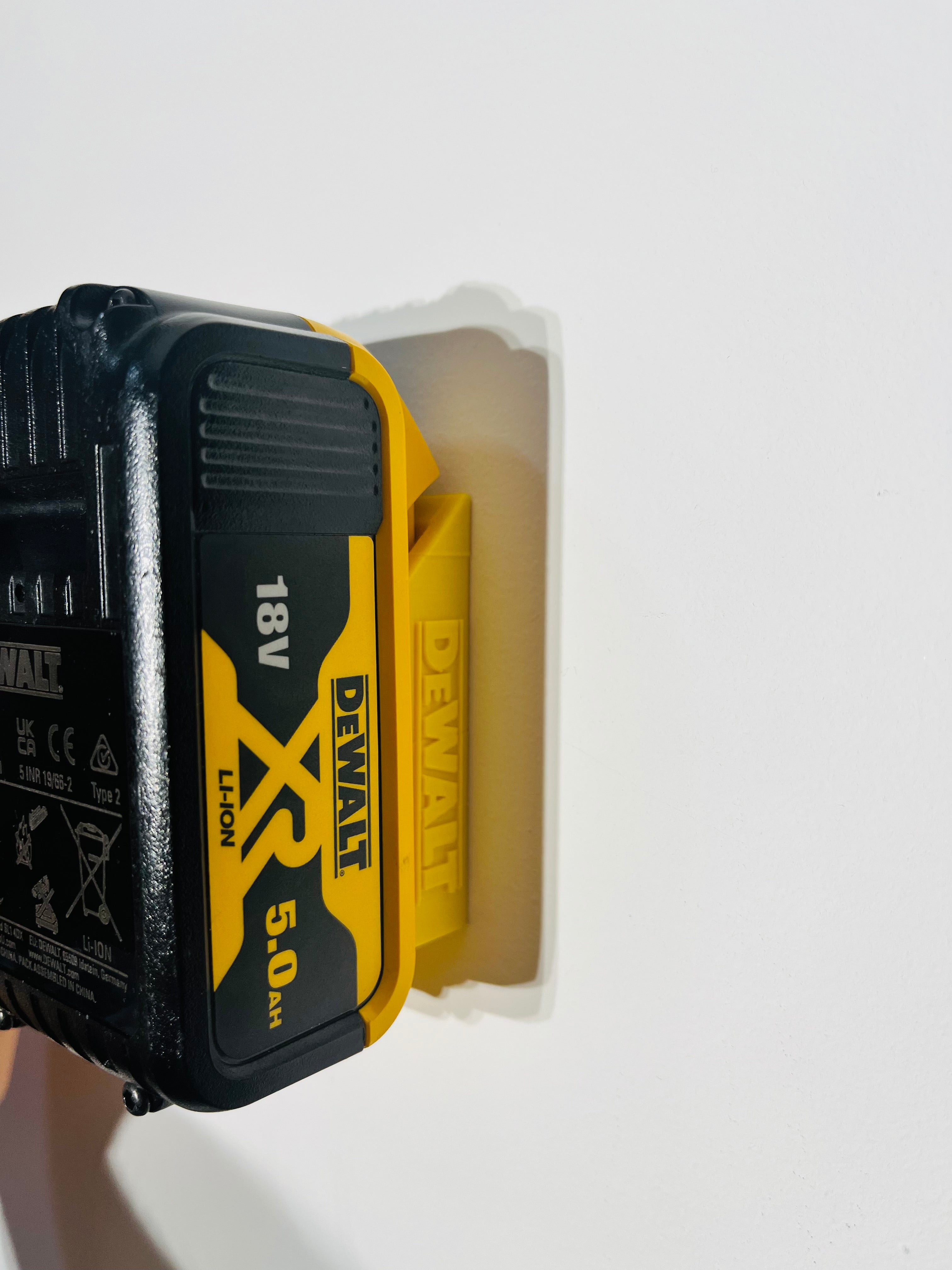 Duo DeWalt 18V Batteriholder til Væg- og Loftmontering