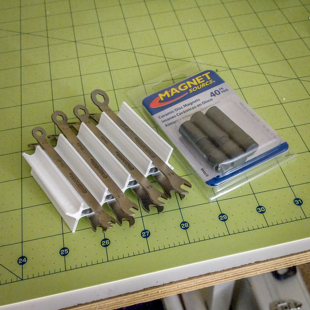 Miniature Skruenøgle Holder - Magnetisk Værktøjsorganisator