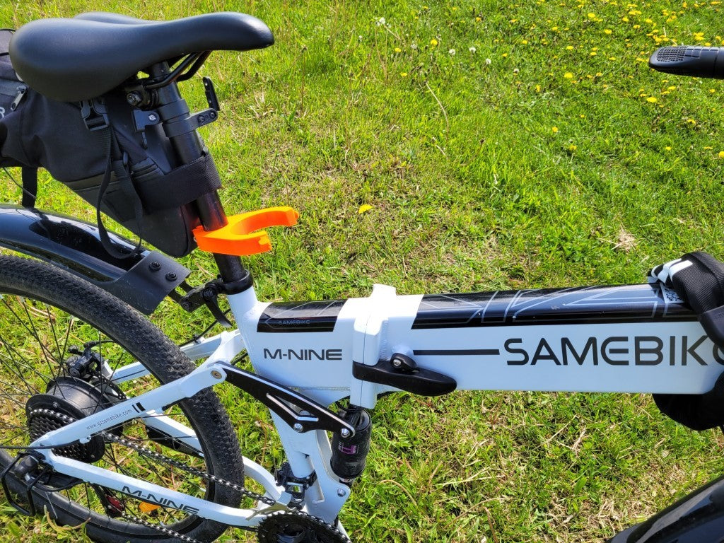 Sæde-monteret cykelflaskeholder med Fusion 360 parametrisk justering
