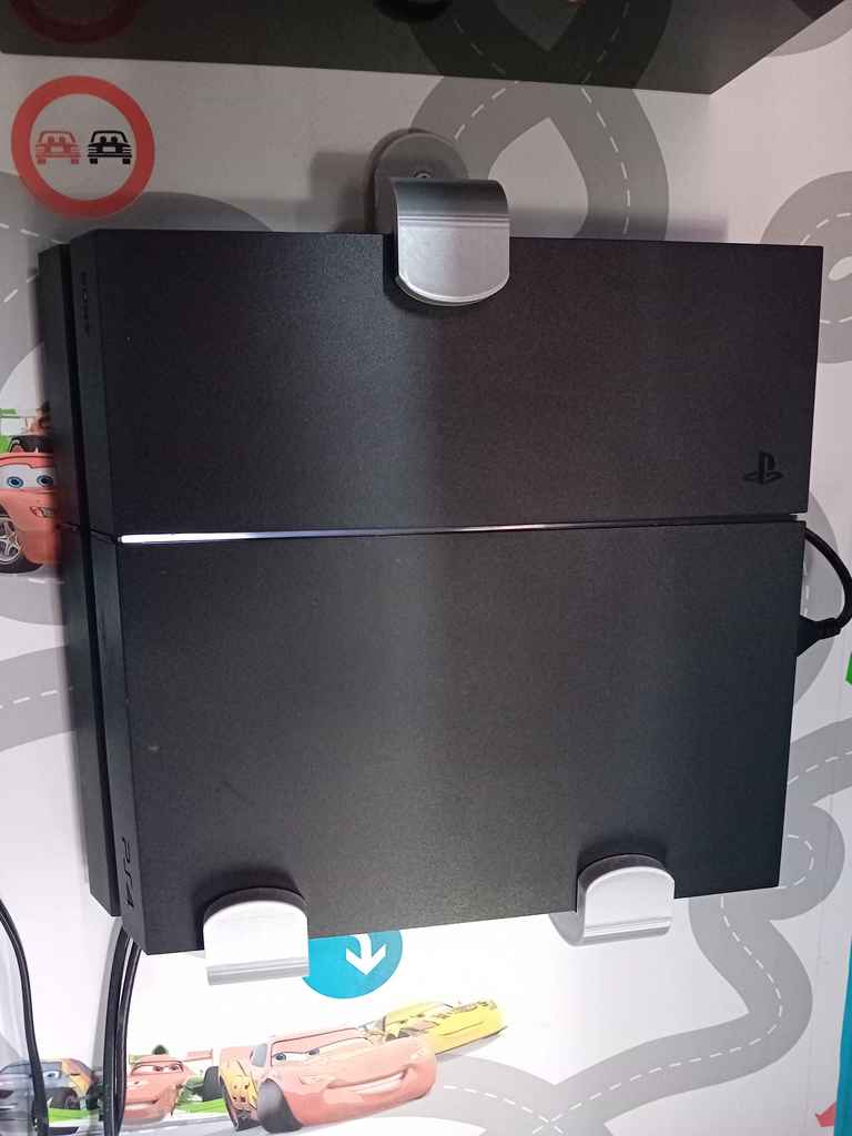 Robuste PS4 Vægmonteringsbeslag – Optimer din spilleplads